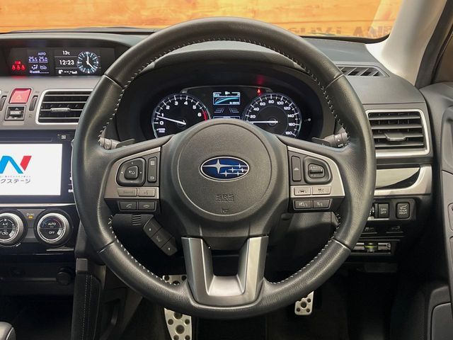SUBARU FORESTER 2015