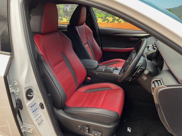 TOYOTA LEXUS NX300h AWD 2019