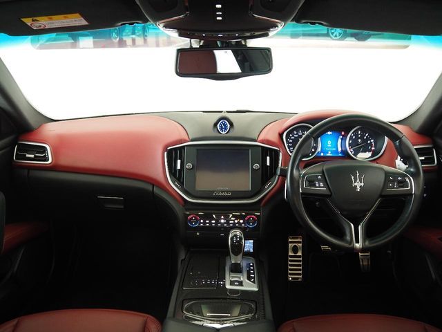 MASERATI MASERATI GHIBLI Sedan 2015