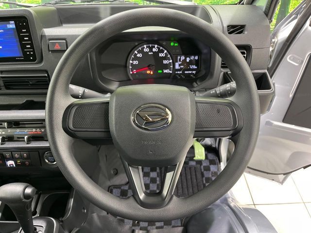 DAIHATSU HIJET truck 4WD 2024