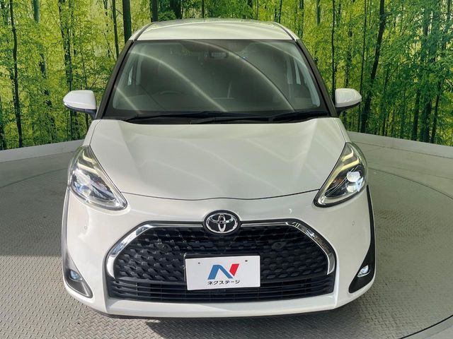 TOYOTA SIENTA 2018