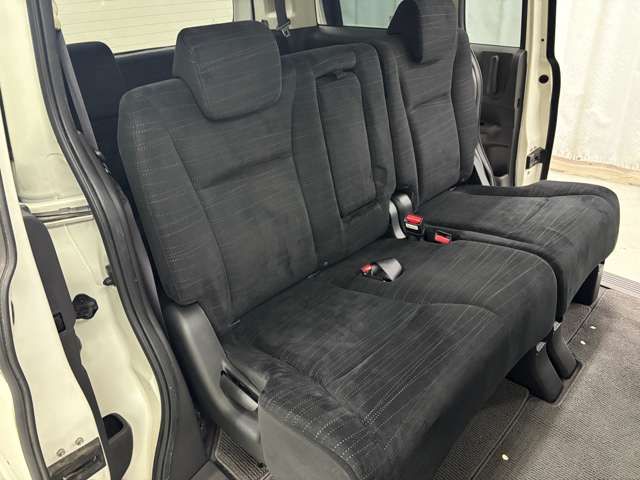 HONDA STEPWAGON 2010