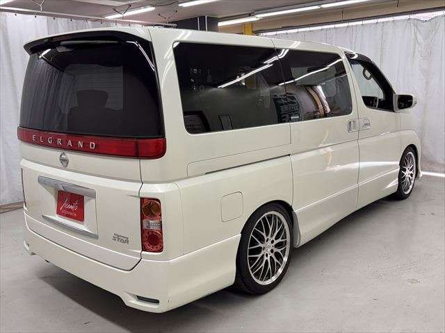 NISSAN ELGRAND 2006