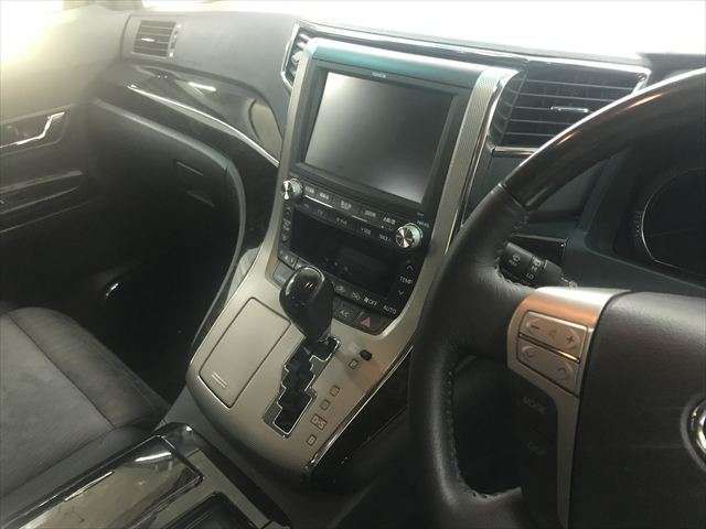 TOYOTA VELLFIRE  HYBRID 4WD 2012