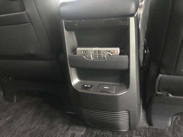 TOYOTA VELLFIRE  HYBRID 4WD 2012