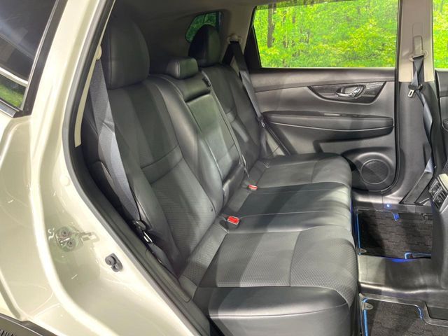 NISSAN X-TRAIL HYBRID 4WD 2019