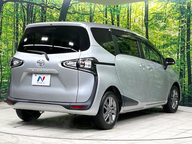 TOYOTA SIENTA 2019