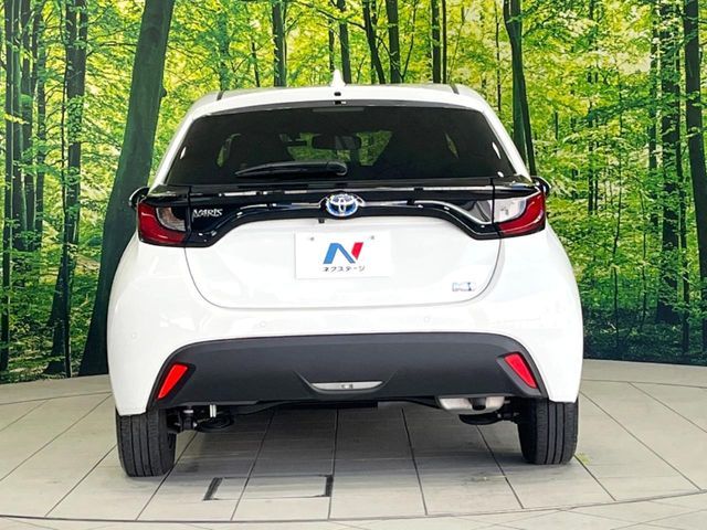 TOYOTA YARIS HYBRID 2022