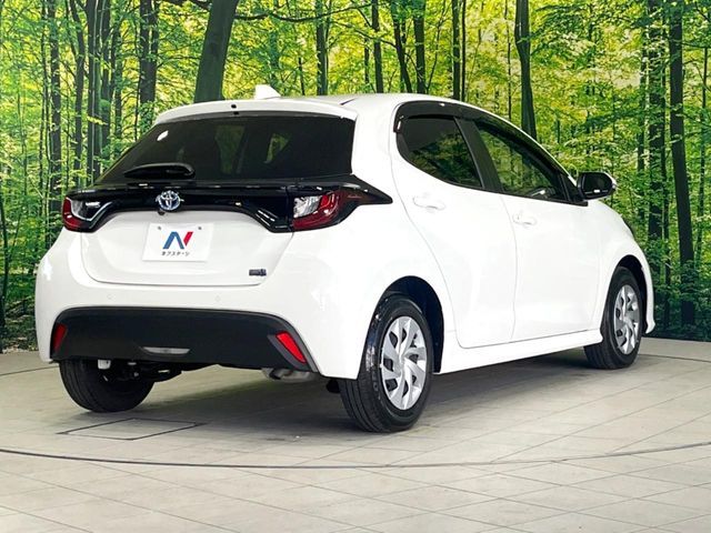 TOYOTA YARIS HYBRID 2022