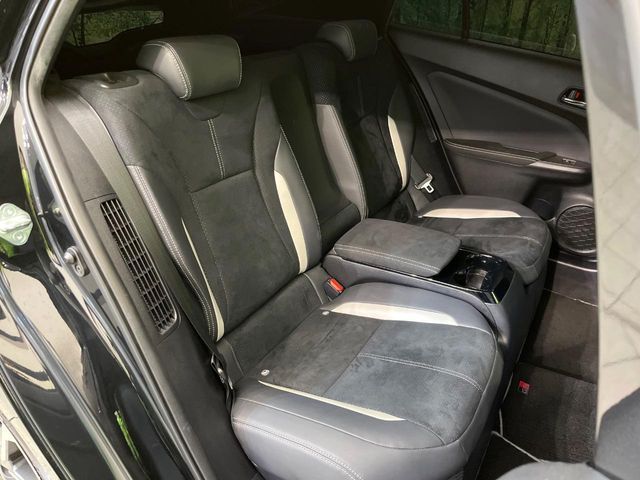 TOYOTA PRIUS PHV 2018