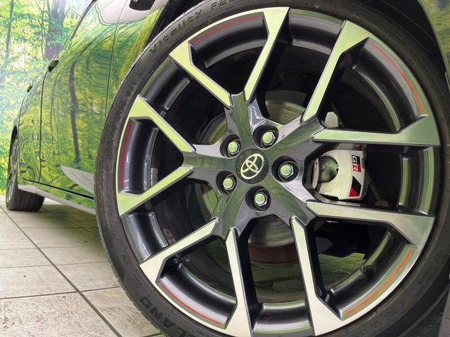 TOYOTA PRIUS PHV 2018