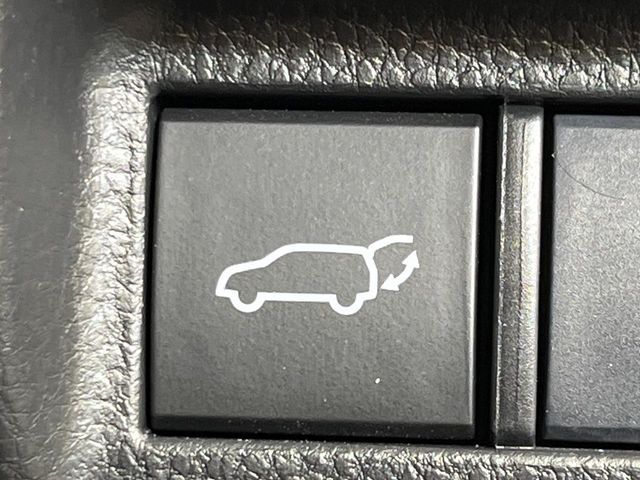 TOYOTA HARRIER 2WD 2020