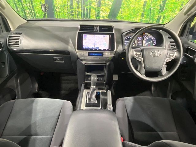 TOYOTA LANDCRUISER PRADO 2019