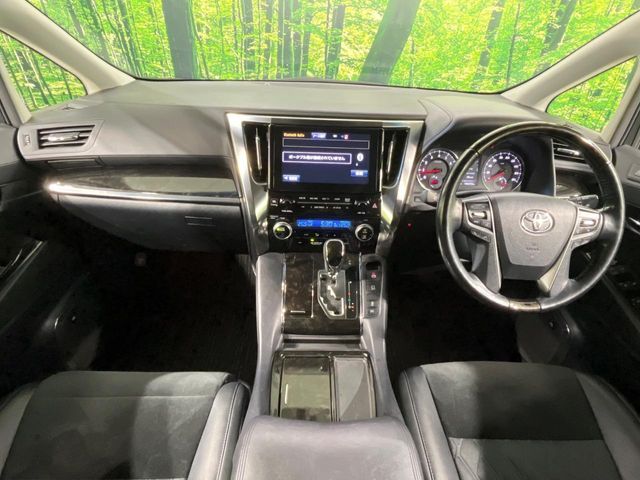 TOYOTA VELLFIRE 2017