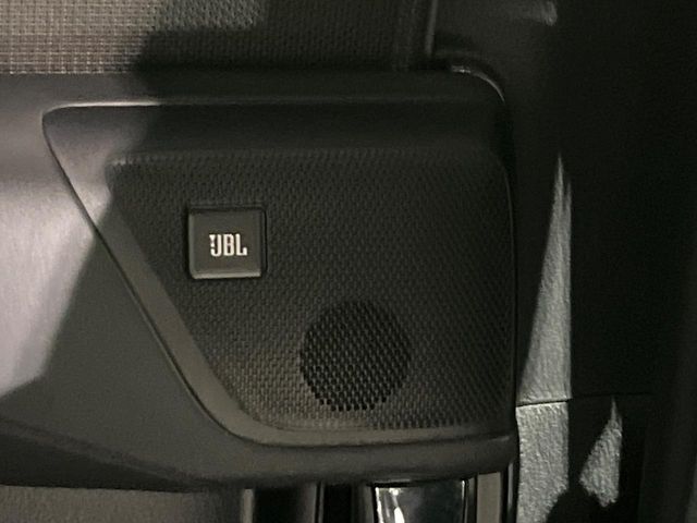 TOYOTA VELLFIRE 2017