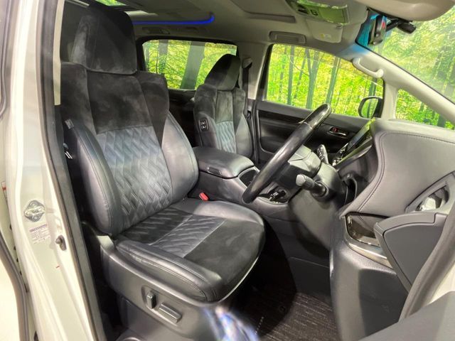 TOYOTA VELLFIRE 2017