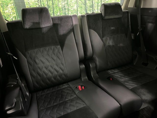 TOYOTA VELLFIRE 2017