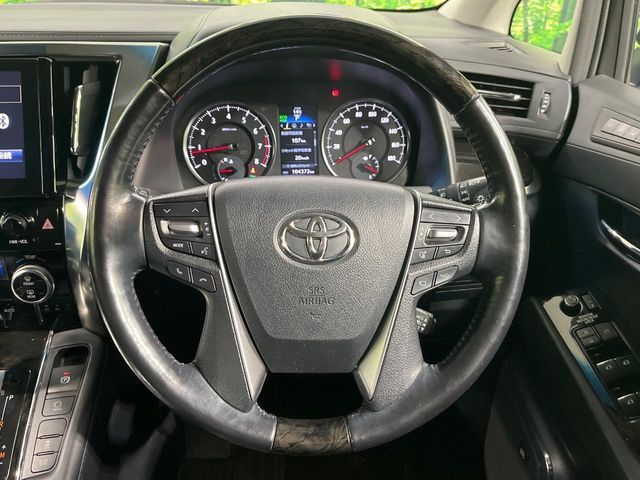 TOYOTA VELLFIRE 2017