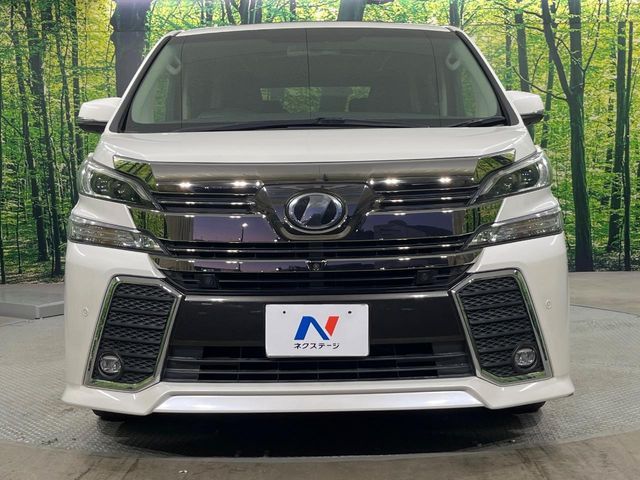 TOYOTA VELLFIRE 2017