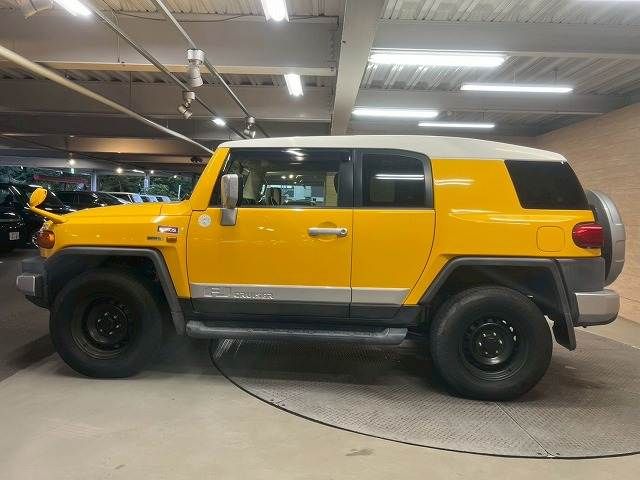 TOYOTA FJ CRUISER 4WD 2017