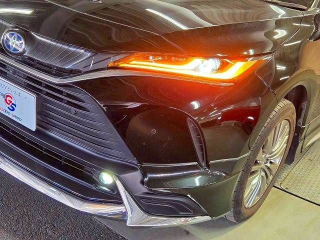 TOYOTA HARRIER HYBRID 2022