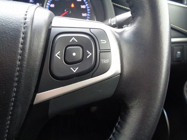 TOYOTA HARRIER 4WD 2014