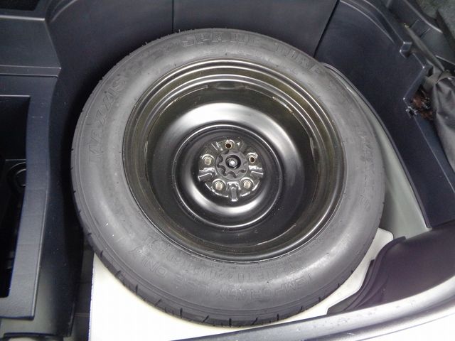 TOYOTA HARRIER 4WD 2014