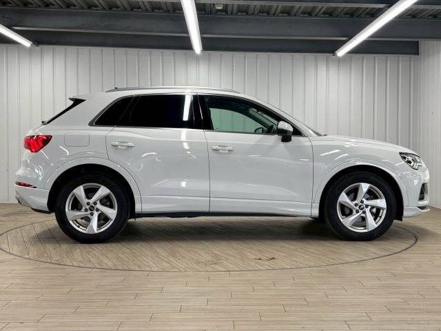 AUDI AUDI Q3 2022