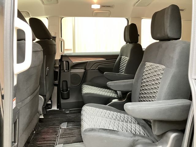 MITSUBISHI DELICA D:5 4WD 2021