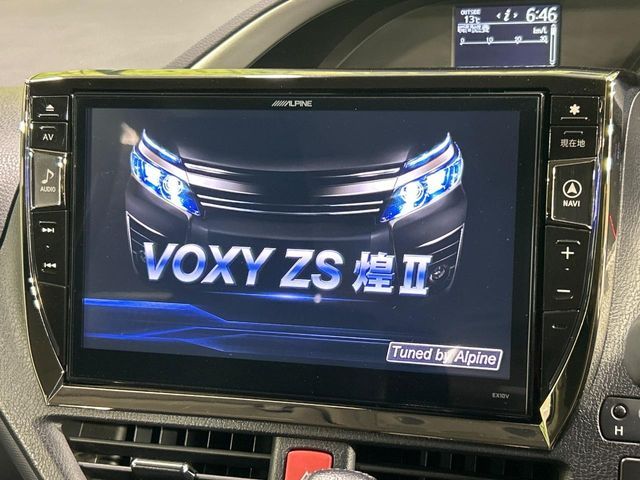 TOYOTA VOXY 2016