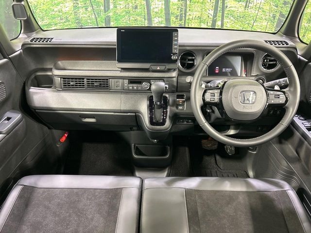 HONDA N BOX CUSTOM 2024