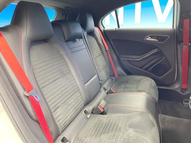 MERCEDES BENZ MERCEDES BENZ A class 2016