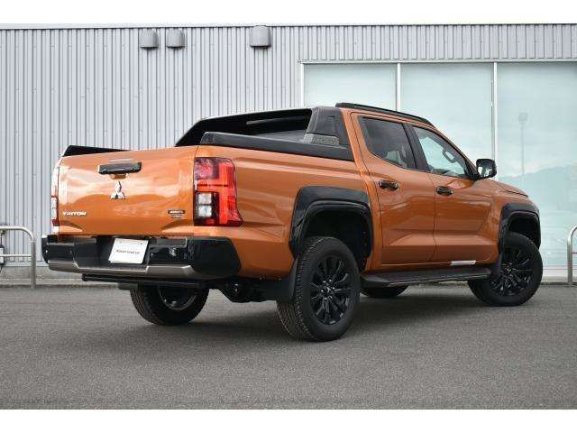 MITSUBISHI TRITON 2024