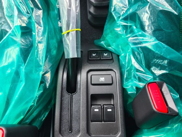 SUZUKI JIMNY NOMADE 2025