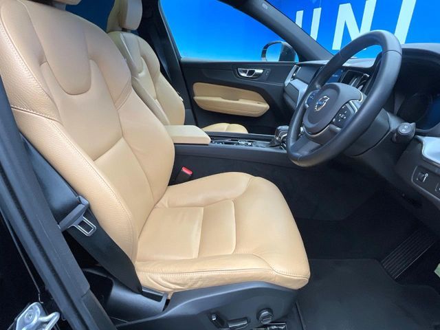 VOLVO VOLVO XC60 2019