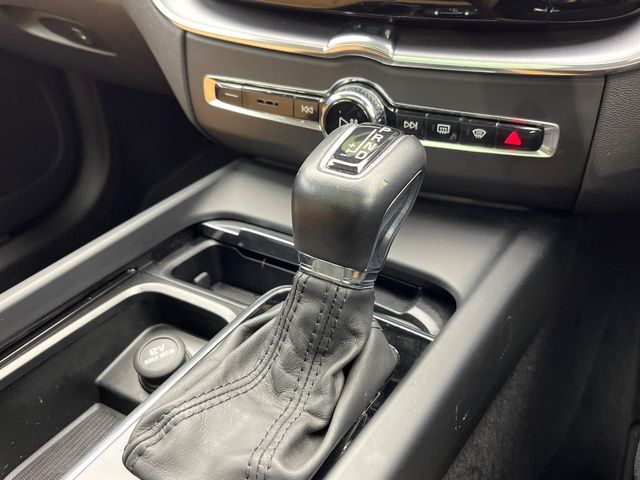 VOLVO VOLVO XC60 2019