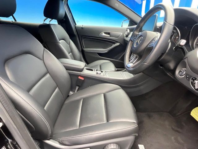 MERCEDES BENZ MERCEDES BENZ GLA class 2017