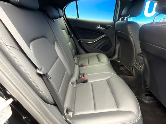 MERCEDES BENZ MERCEDES BENZ GLA class 2017