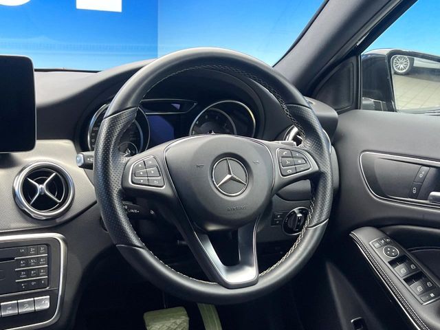 MERCEDES BENZ MERCEDES BENZ GLA class 2017