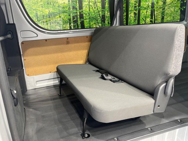 TOYOTA HIACE van 1.25t 2WD 2024