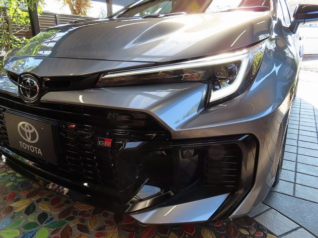 TOYOTA GR COROLLA 2025