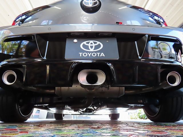 TOYOTA GR COROLLA 2025