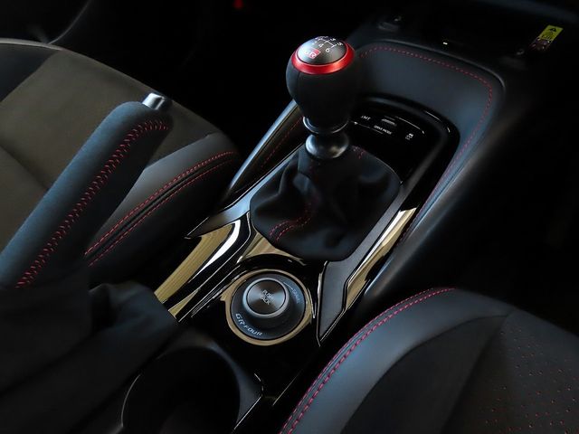 TOYOTA GR COROLLA 2025