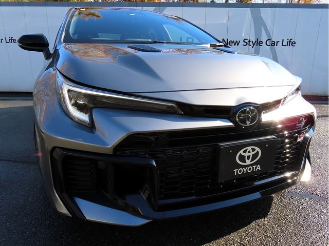 TOYOTA GR COROLLA 2025