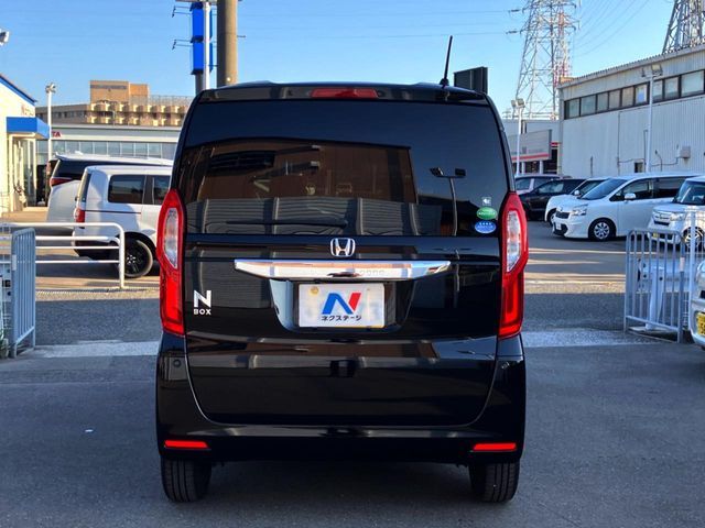 HONDA N BOX 2018