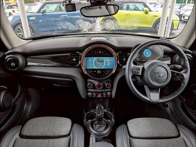 BMW MINI COOPER D 2022