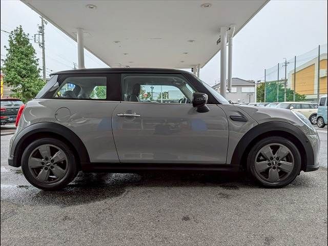 BMW MINI COOPER D 2022