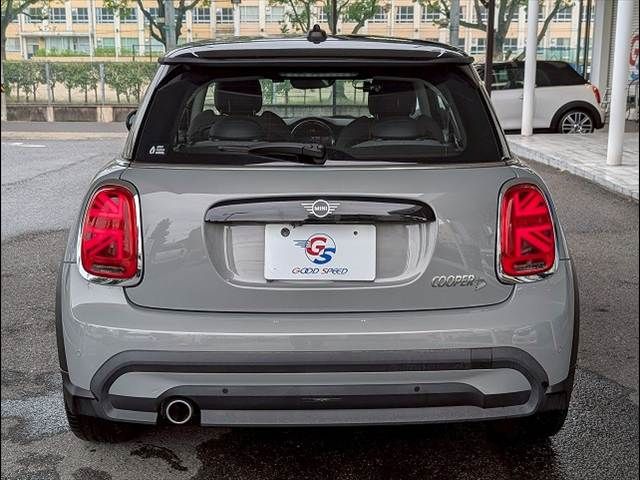 BMW MINI COOPER D 2022