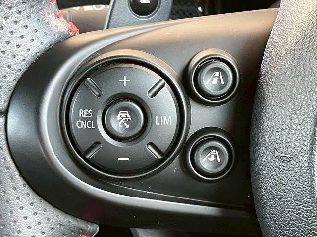 BMW MINI CLUBMAN 2019