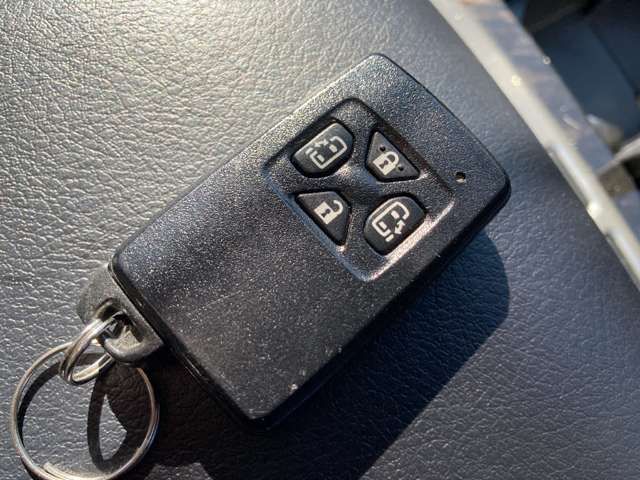 TOYOTA VELLFIRE  HYBRID 4WD 2014